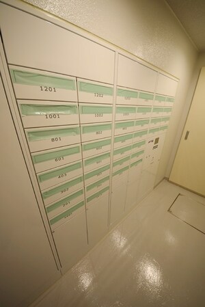 エストゥルース入谷の物件内観写真